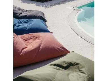 Randa Bean Bag - Outdoor bean bag chair with a radial design